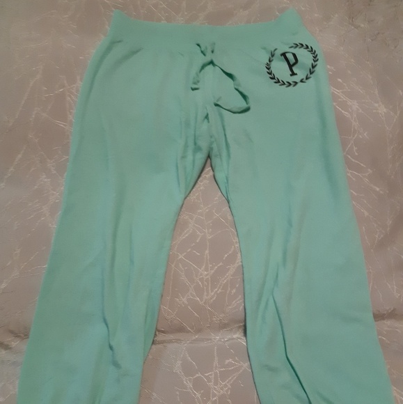 PINK v/s Green Cropped Sweatpants Size Xs - Picture 1 of 8